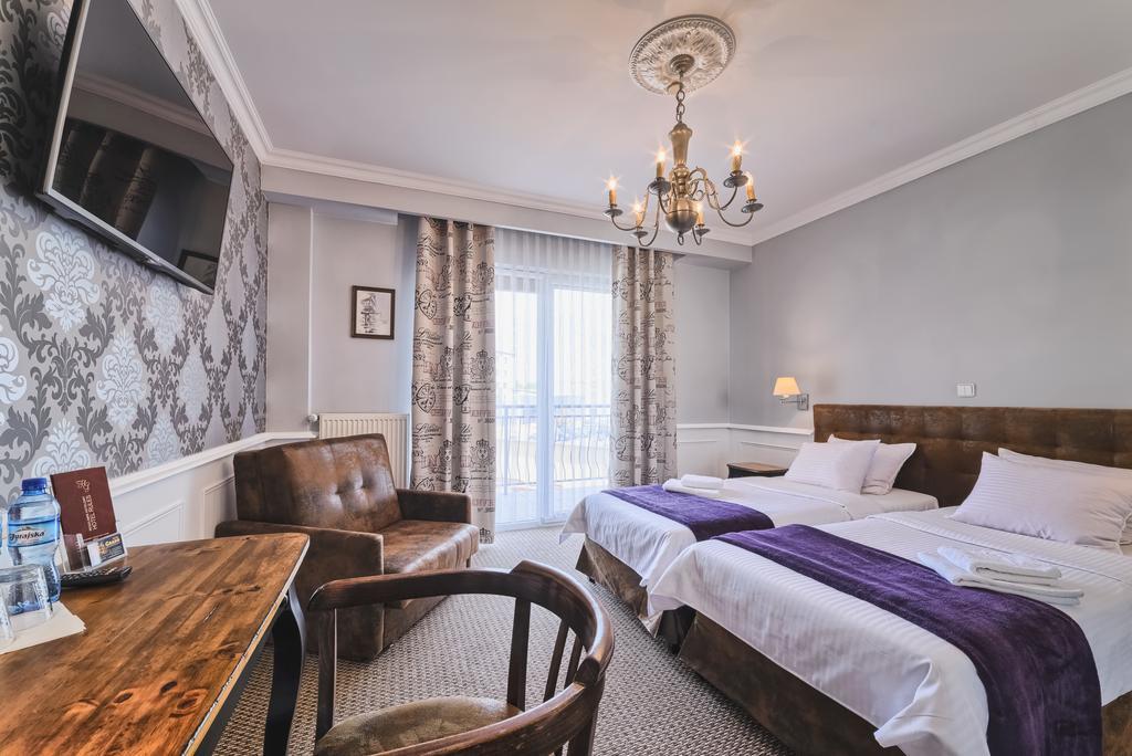 Grand Czestochowa Room photo